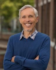 Dr. Chris Impey 