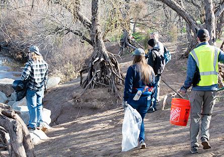 volunteers help clean up the lower Salt River