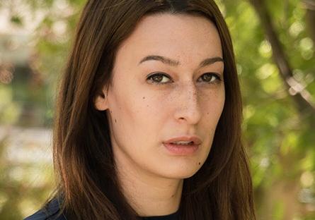 Amanda Gracia Headshot